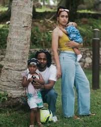 kendrick lamar family