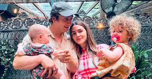 jeremy allen white family